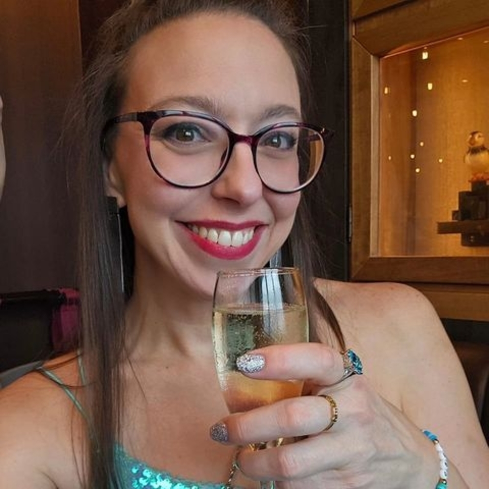 Meet your Posher, Jenny